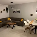 Poolhouse Flip Flop - Mit Privatem Pool