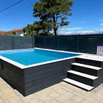 Poolhouse Flip Flop - Mit Privatem Pool Дом отдыха
