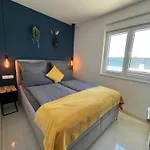 Poolhouse Flip Flop - Mit Privatem Pool Дом отдыха