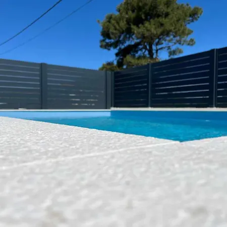 Semesterbostad Poolhouse Flip Flop - Mit Privatem Pool Vir