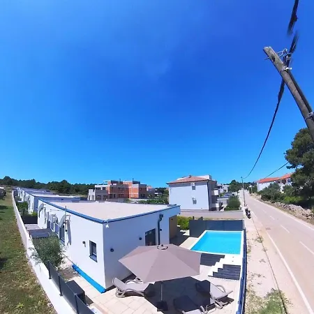 Hébergement de vacances Poolhouse Flip Flop - Mit Privatem Pool Vir