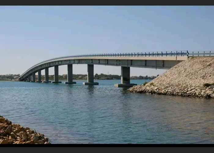 Poolhouse Flip Flop - Mit Privatem Pool Vir