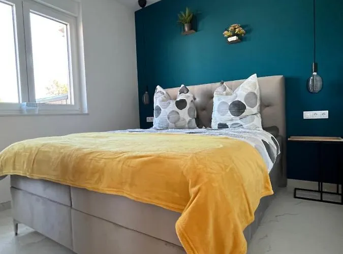 Semesterbostad Poolhouse Flip Flop - Mit Privatem Pool