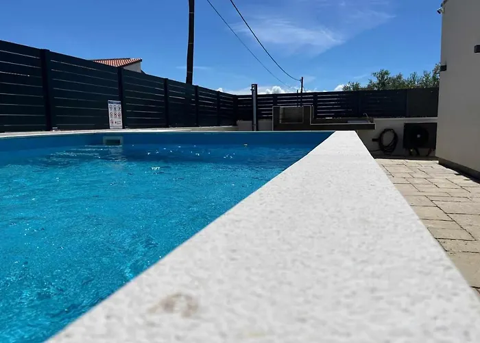 Poolhouse Flip Flop - Mit Privatem Pool Semesterbostad Vir