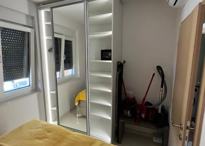 Semesterbostad Poolhouse Flip Flop - Mit Privatem Pool *