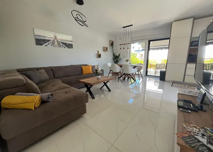 Poolhouse Flip Flop - Mit Privatem Pool * Vir