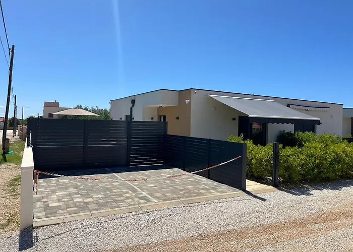 Semesterbostad Poolhouse Flip Flop - Mit Privatem Pool *