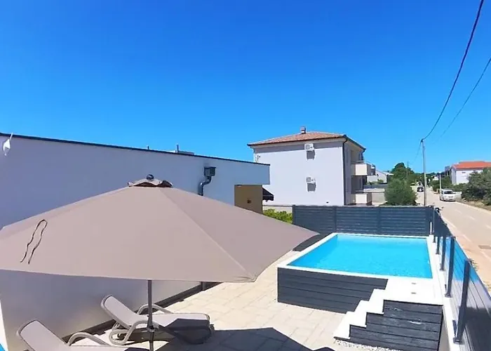 Semesterbostad Poolhouse Flip Flop - Mit Privatem Pool *