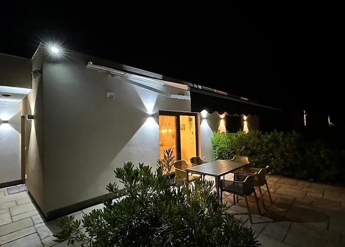 Poolhouse Flip Flop - Mit Privatem Pool *