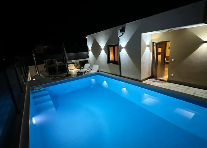 Poolhouse Flip Flop - Mit Privatem Pool * Vir