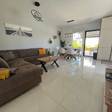 Poolhouse Flip Flop - Mit Privatem Pool * Vir