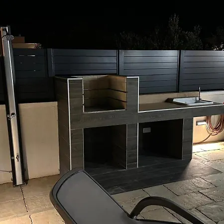 Poolhouse Flip Flop - Mit Privatem Pool *