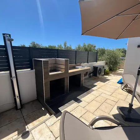 Poolhouse Flip Flop - Mit Privatem Pool * Vir