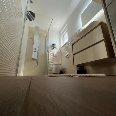 Poolhouse Flip Flop - Mit Privatem Pool *