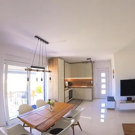 Poolhouse Flip Flop - Mit Privatem Pool Casa vacanze *