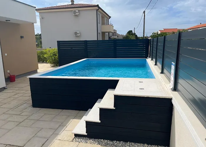 Poolhouse Flip Flop - Mit Privatem Pool 度假居