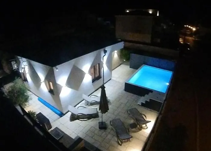 Poolhouse Flip Flop - Mit Privatem Pool 度假居